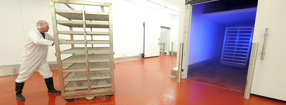 Flooring That Withstands Freezing and High Heat: Discover the Specialized KEMCRETE System